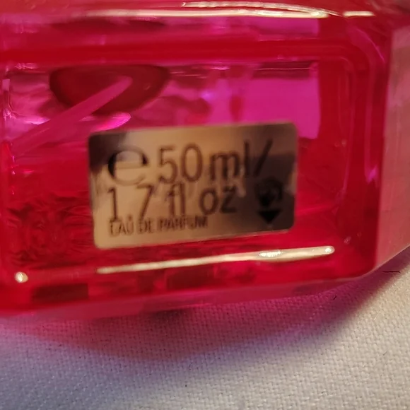 Victoria's Secret Bombshell Wild Flower  Eau De Parfum 1.7 fl.oz. NEW OPEN BOX - Picture 6 of 6